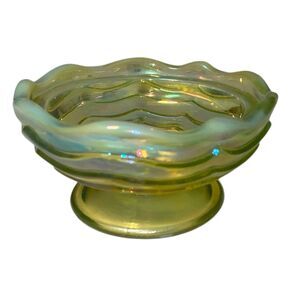 Fenton Topaz Opal Iridized Atlantis Fairy Light Bottom